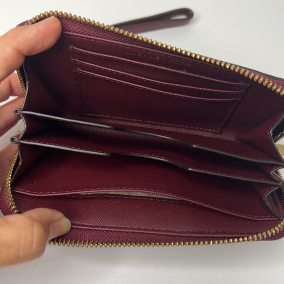 Michael Kors Leather Zip Around Wristlet Wallet Maroon Burgundy - Picture 7 of 11
